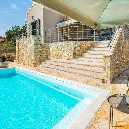 Villa Ares